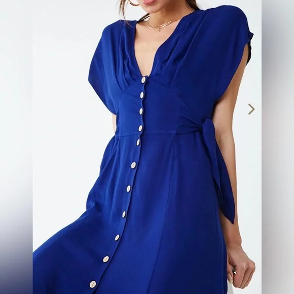 Red Button-Front Midi Dress - Picture 9 of 9